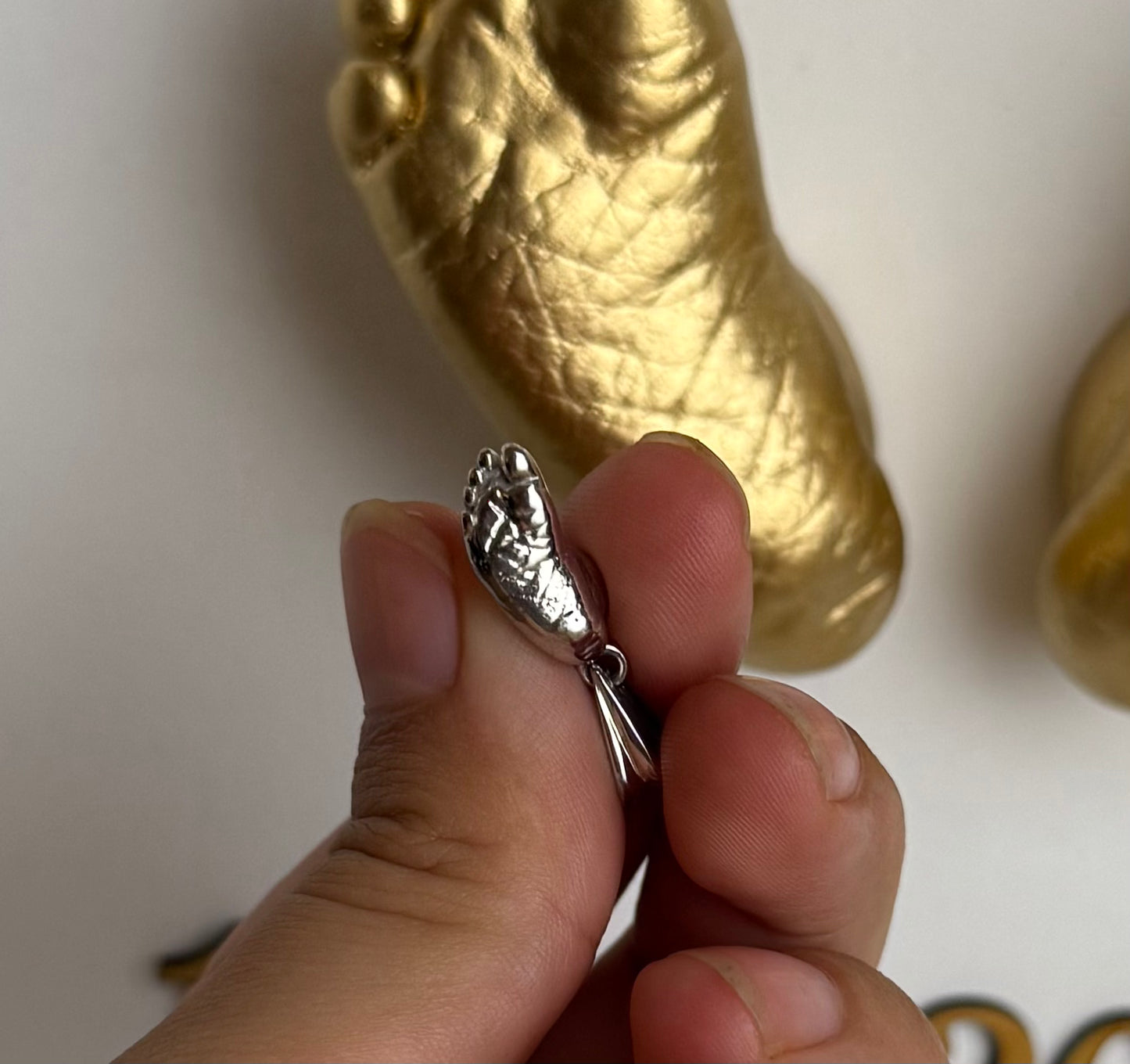 3D Silver Foot Pendant - الدلاية فقط